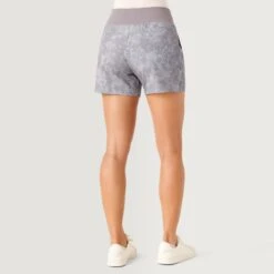 Women's Free 2 Explore Hybrid Short -Free Country US J54L2A63385 GREY PRINT 1343 b8483513 4b39 4c98 aee4 6d8809500582