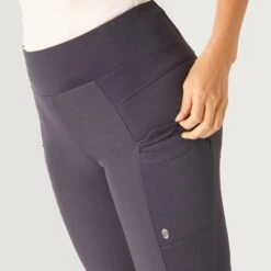 Women's Adventurous Hybrid Pant -Free Country US J54L2A990 CHARCOAL 1711