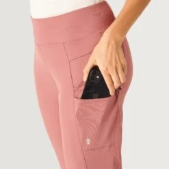 Women's Adventurous Hybrid Pant -Free Country US J54L2A990 MAUVE CLAY 1473